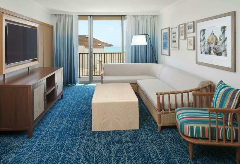 جناح كلوب, Outrigger Reef Waikiki Beach Resort
