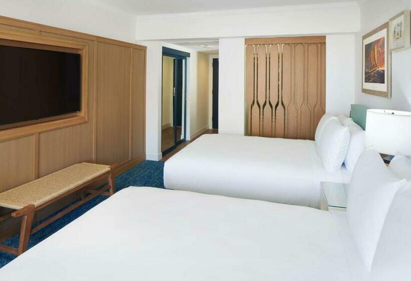 غرفة قياسية سرير ملكى, Outrigger Reef Waikiki Beach Resort