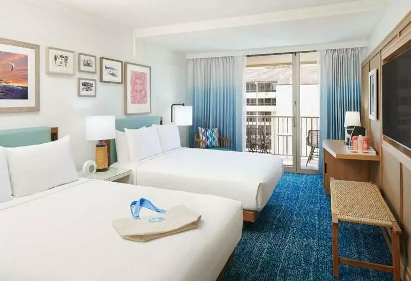 クイーンサイズベッドのスタンダードルーム, Outrigger Reef Waikiki Beach Resort
