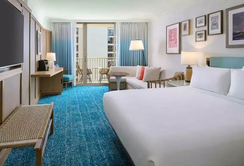 キングサイズベッドのスタンダードルーム, Outrigger Reef Waikiki Beach Resort