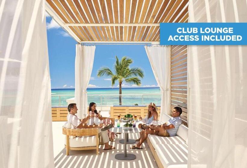 سوئیت کلاب, Outrigger Reef Waikiki Beach Resort
