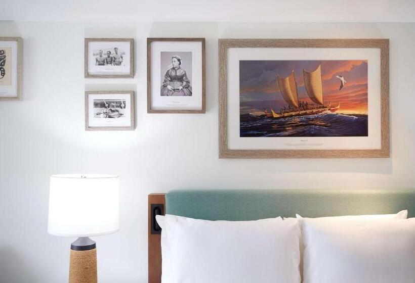 غرفة كلوب سرير كينج, Outrigger Reef Waikiki Beach Resort