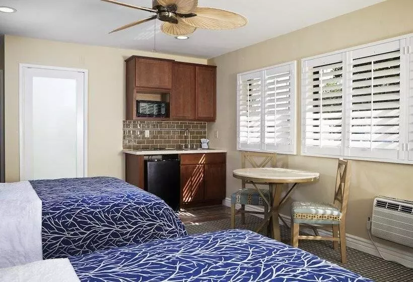 デラックスルーム, Pacific Shores Inn
