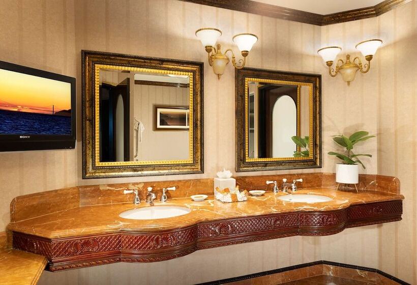 스위트, Peppermill Resort Spa Casino