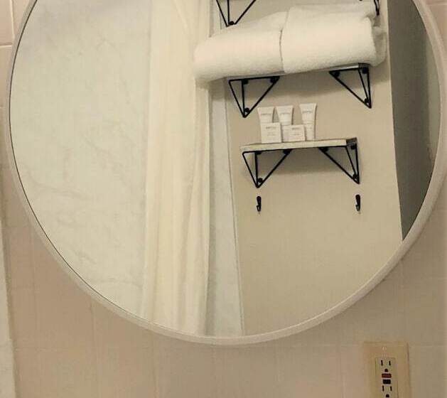 Номер Стандарт, Phoenix