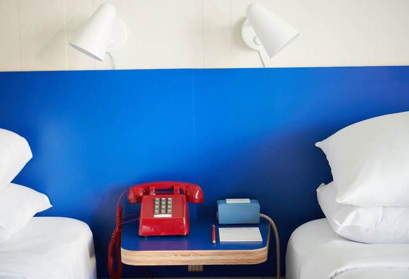 Quarto Estandar, Phoenix