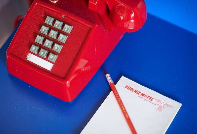 Номер Стандарт, Phoenix