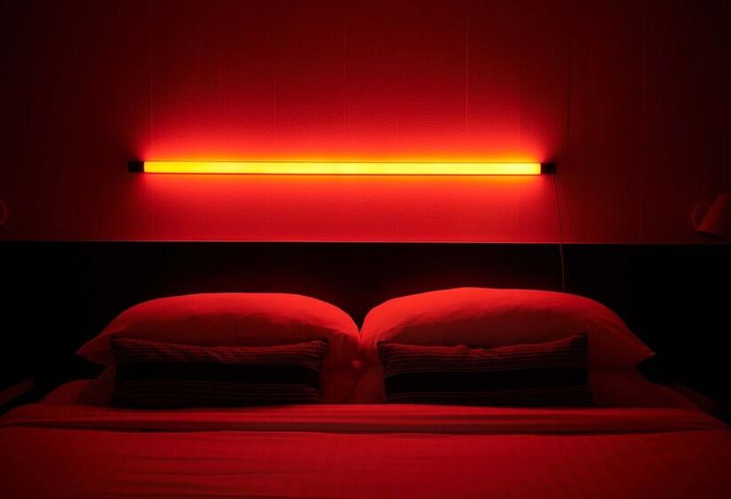 Quarto Estandar, Phoenix