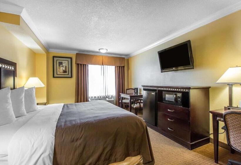 带大床的豪华间, Quality Inn & Suites Bell Gardenslos Angeles