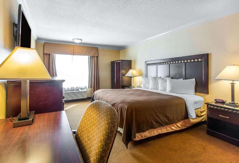 חדר סטנדרט, מיטת קינג, מותאם לאדם עם מוגבלויות, Quality Inn & Suites Bell Gardenslos Angeles