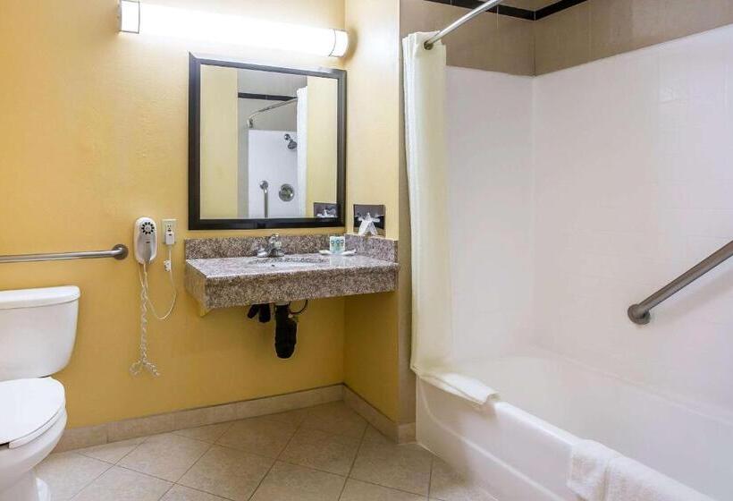 장애인을 위한 스탠다드 룸, Quality Inn & Suites Bell Gardenslos Angeles