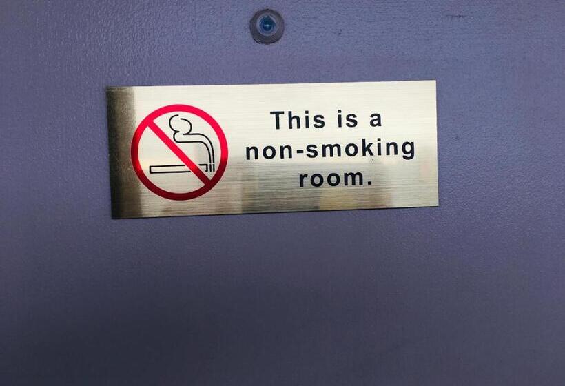 غرفة قياسية لذوى الاحتياجات الخاصة, Ramada By Wyndham Batesville