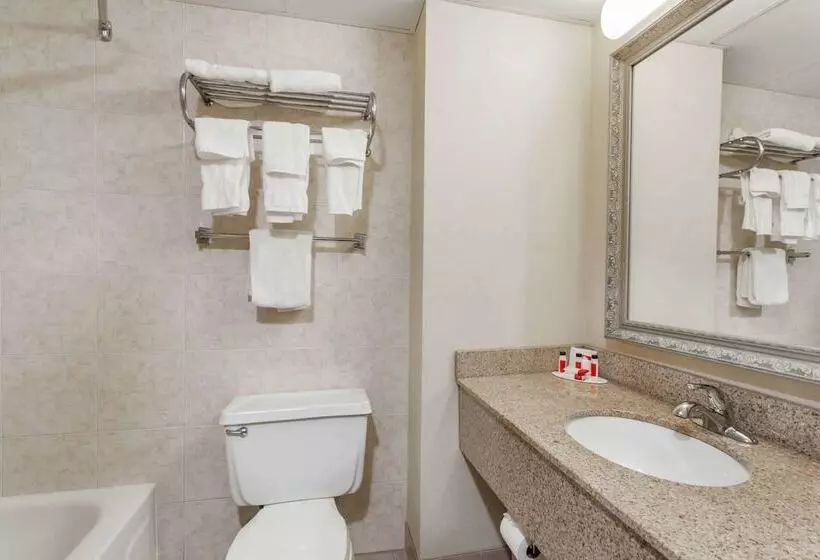 デラックススイート, Ramada By Wyndham Newburgh/west Point