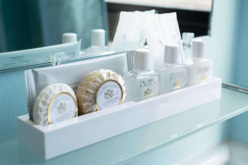 غرفة قياسية, Bijou