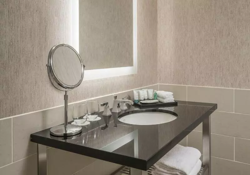 キングサイズベッドのジュニアスイート, The Westin Tysons Corner