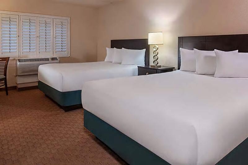 غرفة ديلوكس, Tropicana Laughlin