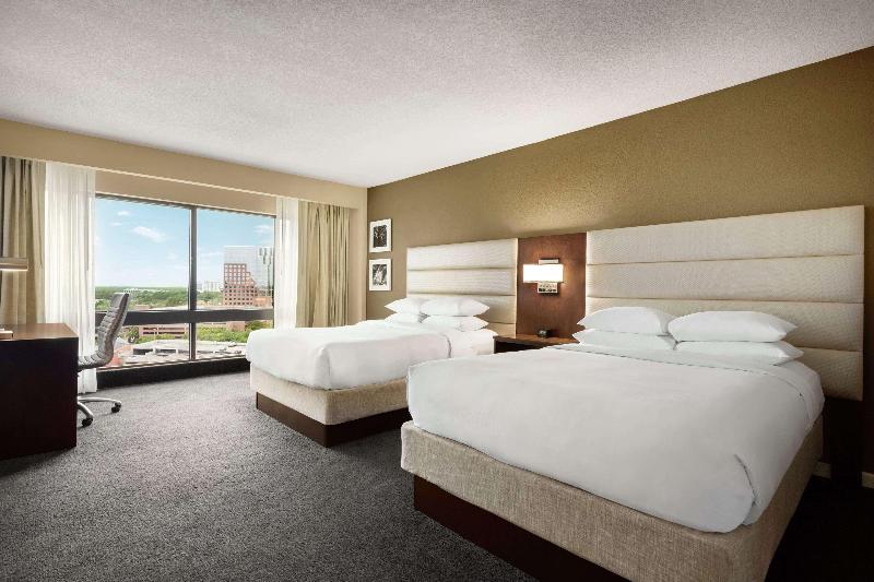 غرفة قياسية سرير كينج, Tropicana Laughlin