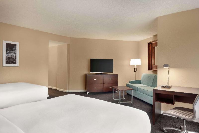Стандартный Номер Кровать Кинг, Tropicana Laughlin