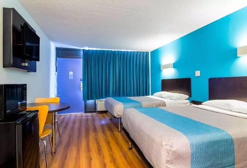 ２ダブルベッドのスタンダードルーム, Motel 6 Lagrange Ga