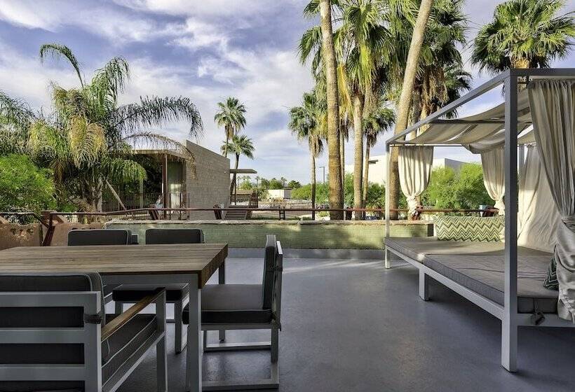 テラス付スイート, Valley Ho