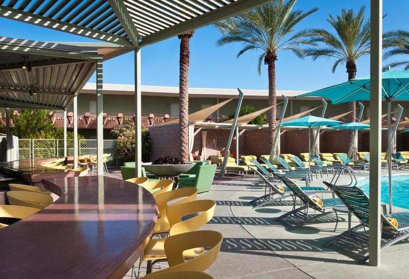 キングサイズベッドのスタンダードルーム, Valley Ho