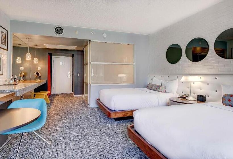 プールビュースタンダードルーム, Valley Ho