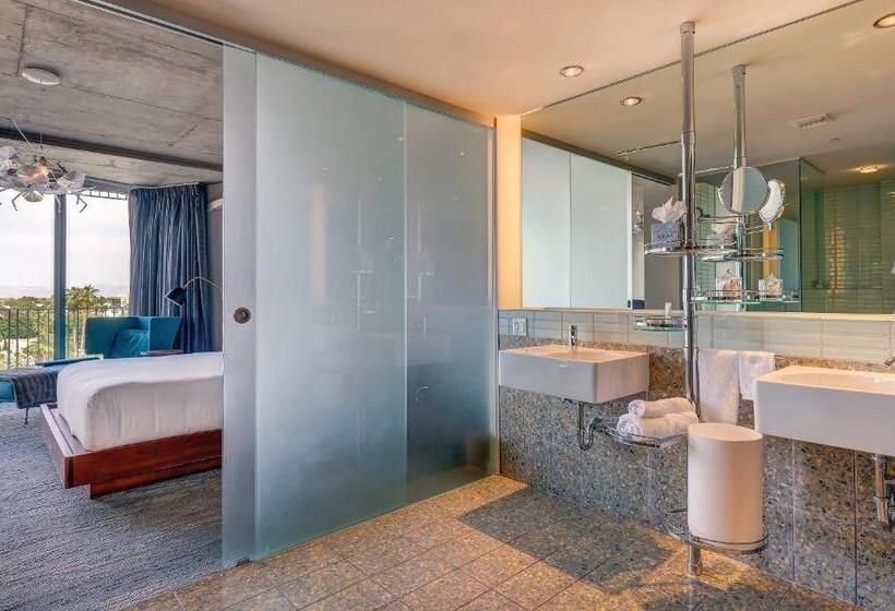 キングサイズベッドのスイートルーム, Valley Ho