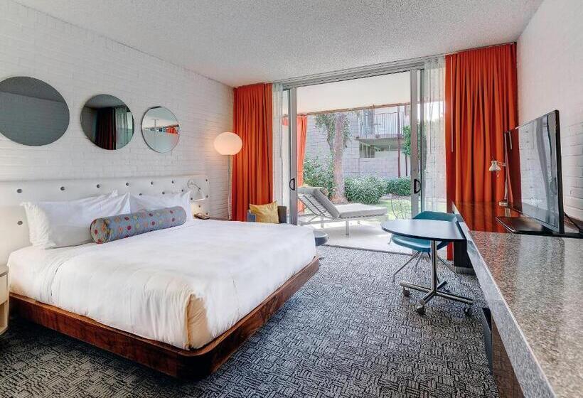 身障者適用キングサイズベッドルーム, Valley Ho