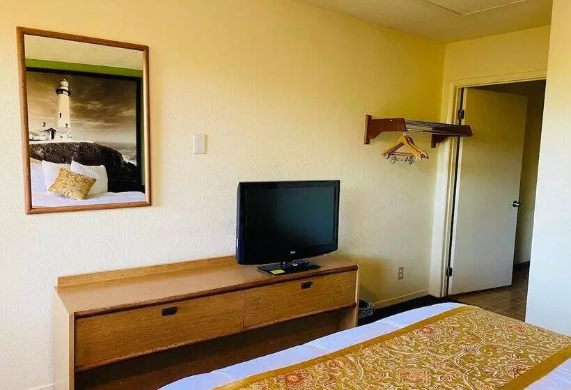 身障者適用クイーンサイズベッドルーム, Mission Inn San Luis Obispo