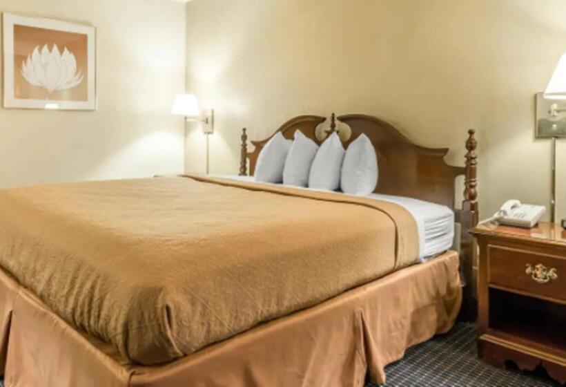 身障者適用スタンダードルーム, Quality Inn & Conference Center