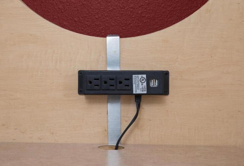 デラックスルーム, Red Roof Inn Cincinnati Northeast  Blue Ash