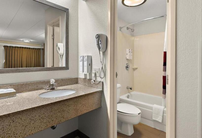 2ダブルベッドのスタンダードルーム, Red Roof Inn Cleveland  Westlake