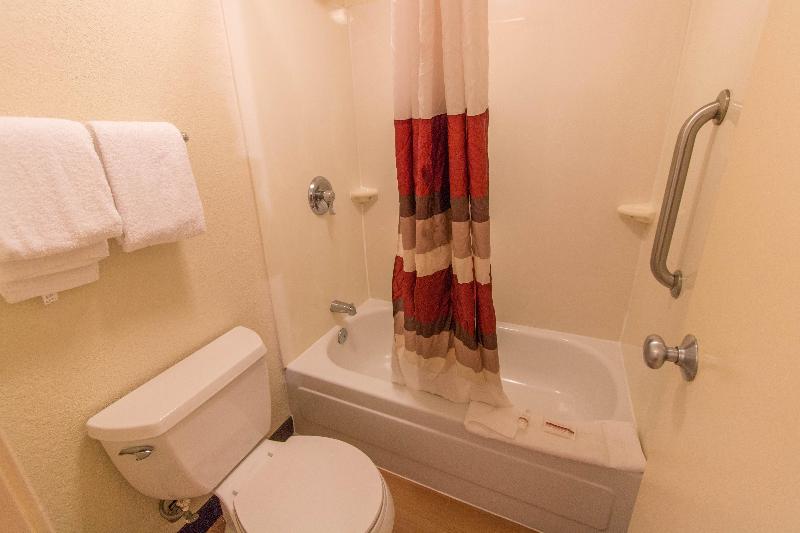 غرفة ديلوكس, Red Roof Inn Hilton Head Island