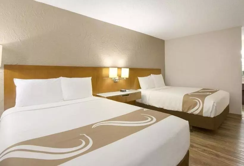 اتاق استاندارد با 2 تخت دوبل, Rodeway Inn