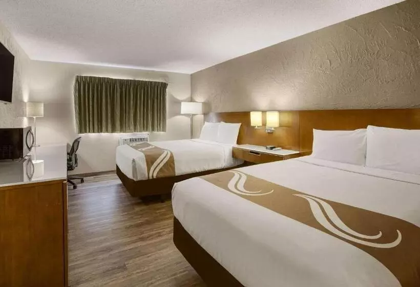 اتاق استاندارد با 2 تخت دوبل, Rodeway Inn