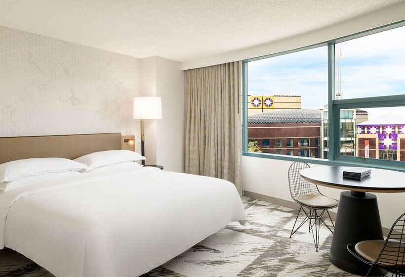 주니어 스위트, Sheraton Cerritos