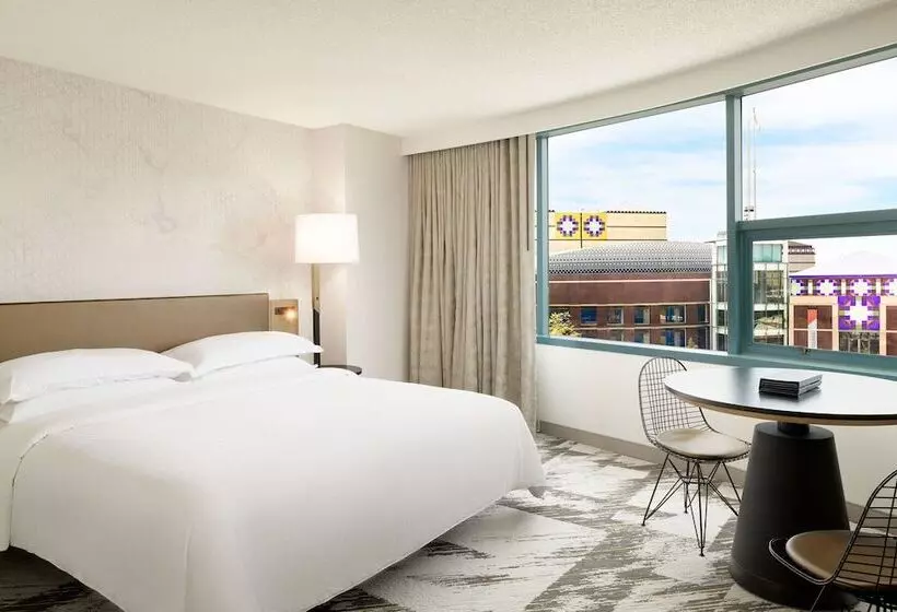 سوییت جونیور, Sheraton Cerritos