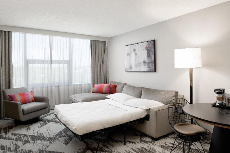 주니어 스위트 킹사이즈 침대, Sheraton Cerritos