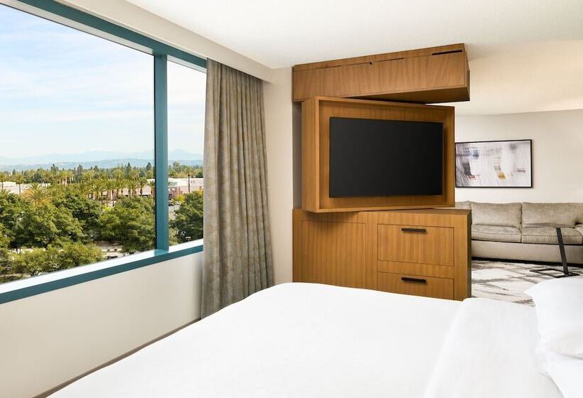 주니어 스위트, Sheraton Cerritos