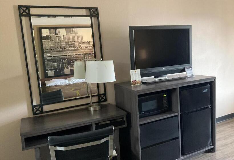 身障者適用キングサイズベッドルーム, Super 8 By Wyndham Chattanooga/east Ridge