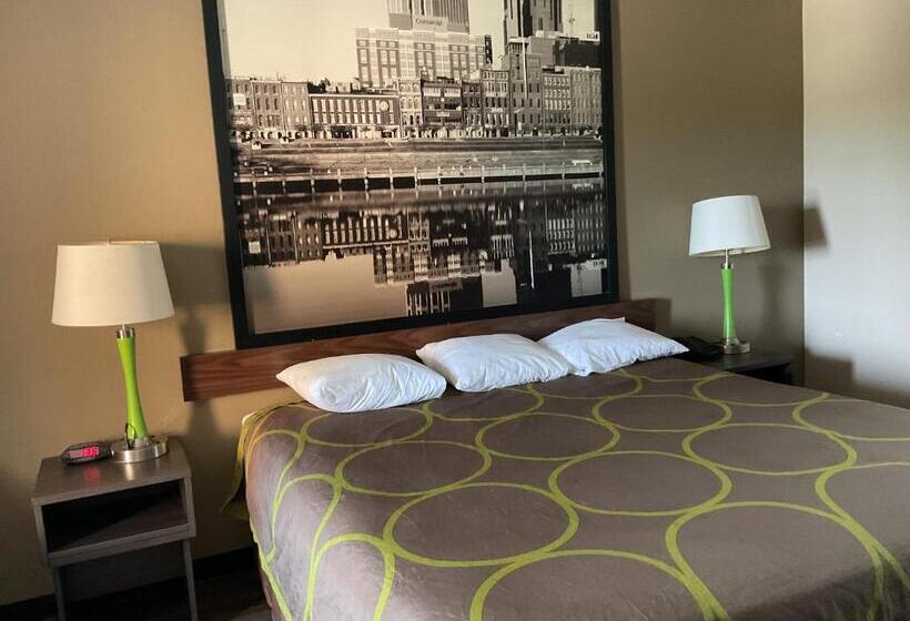 身障者適用キングサイズベッドルーム, Super 8 By Wyndham Chattanooga/east Ridge
