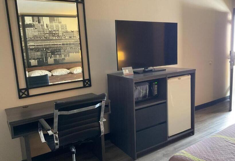 身障者適用キングサイズベッドルーム, Super 8 By Wyndham Chattanooga/east Ridge