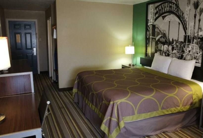 스탠다드 룸 킹사이즈 침대, Super 8 By Wyndham Kingsville