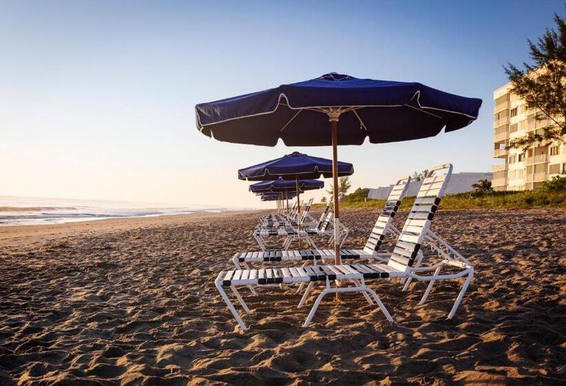 バルコニー付きスタンダードルーム, The Lucie