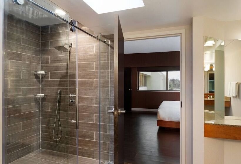 스탠다드 룸 더블 침대 2개, Walnut Creek Marriott