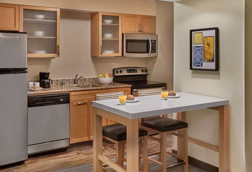 سوئیت 2 خوابه, Sonesta Es Suites Chicago Lombard