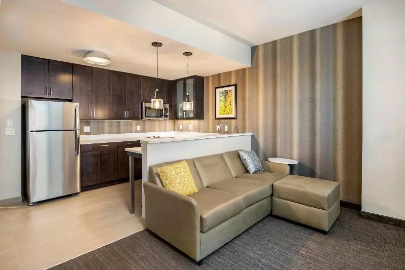 Suite Queen Bed, The CoOp at the Med Center