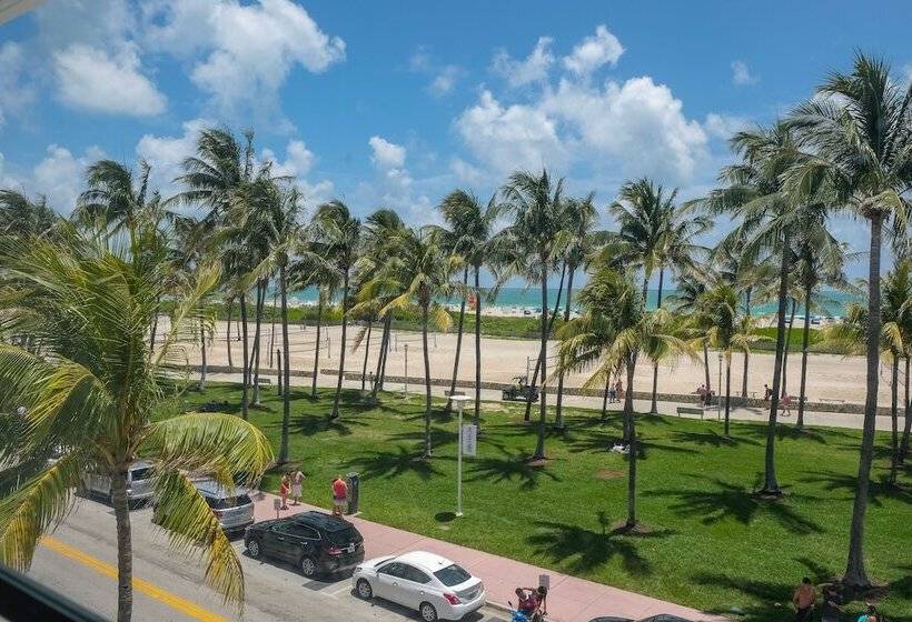 Pokój Standard 2 Łóżka Małżeńskie, Avalon