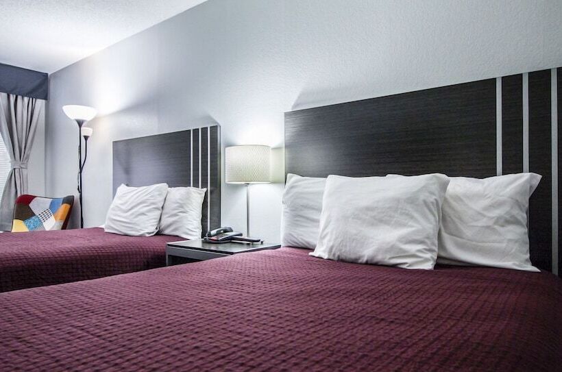 غرفه قياسيه سريرين مزدوجين, Brick Lodge Atlanta/norcross