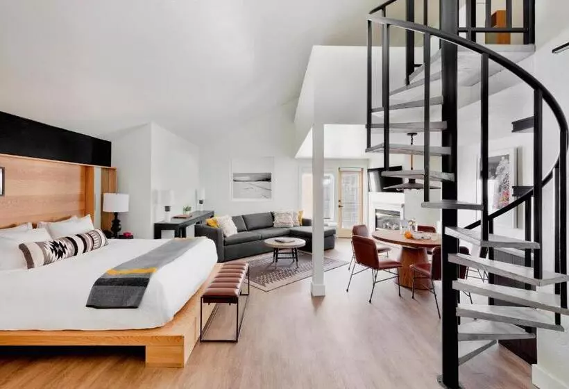 سوییت جونیور لوکس, Gravity Haus Jackson Hole